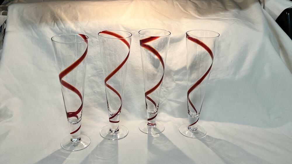 Vintage Pier 1 "Swirline" Mouth Blown Red Swirl Champagne Flutes - Set of 4